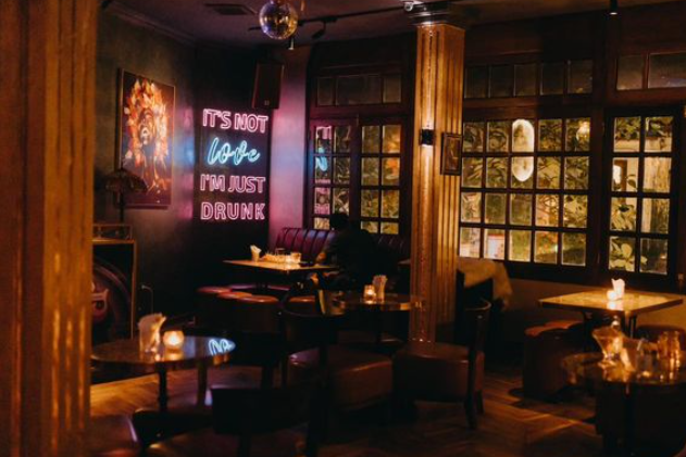 The Player Cocktail Bar - 9 Tống Duy Tân