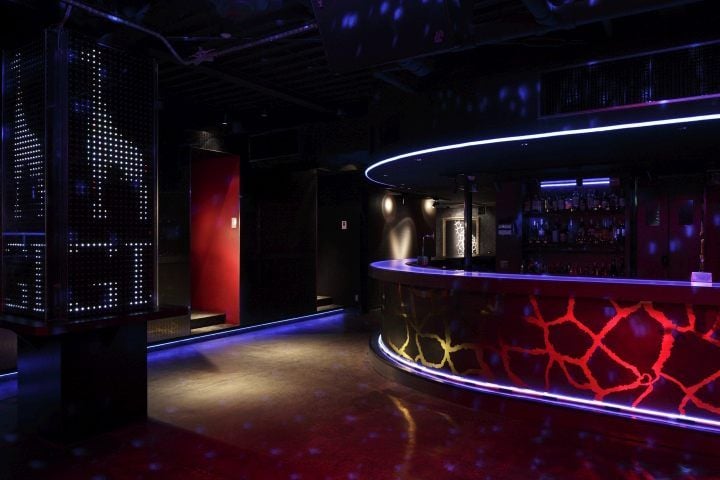 Bestie B Lounge - 128 Nguyễn Trãi