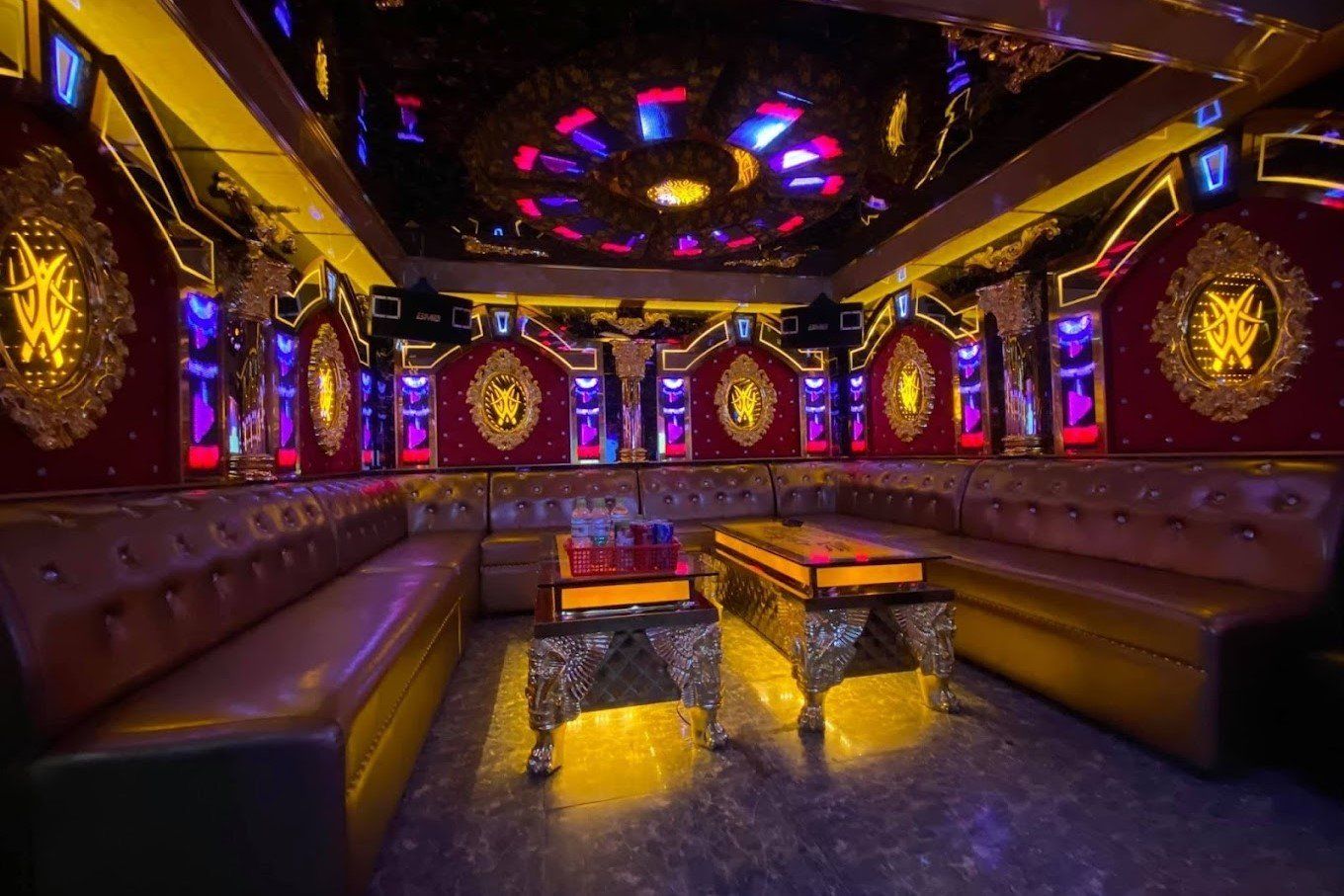 Karaoke Lan Rừng - 75 Lý Tự Trọng