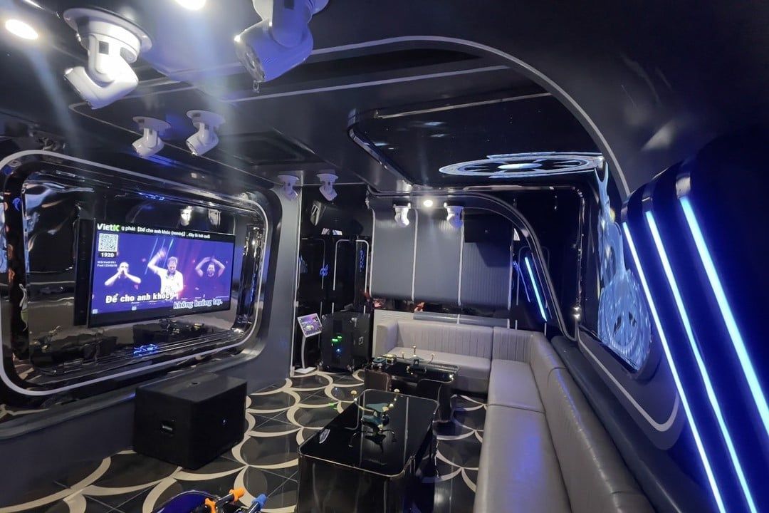Karaoke Hoàng Hải 136 - 17 Ngõ 64 Cổ Linh