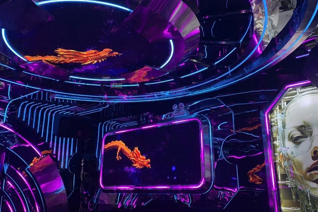 Karaoke Max Bar - 22 Hậu Dưỡng