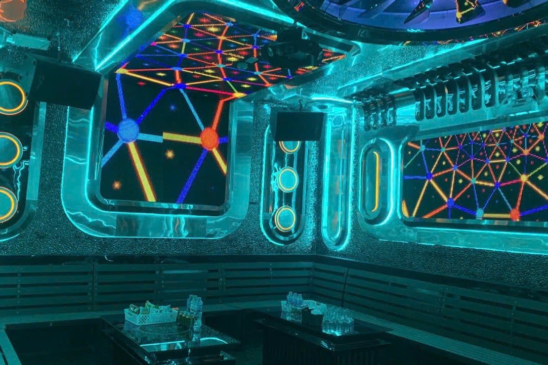 Karaoke Max Bar 2 - KCN Bắc Thăng Long
