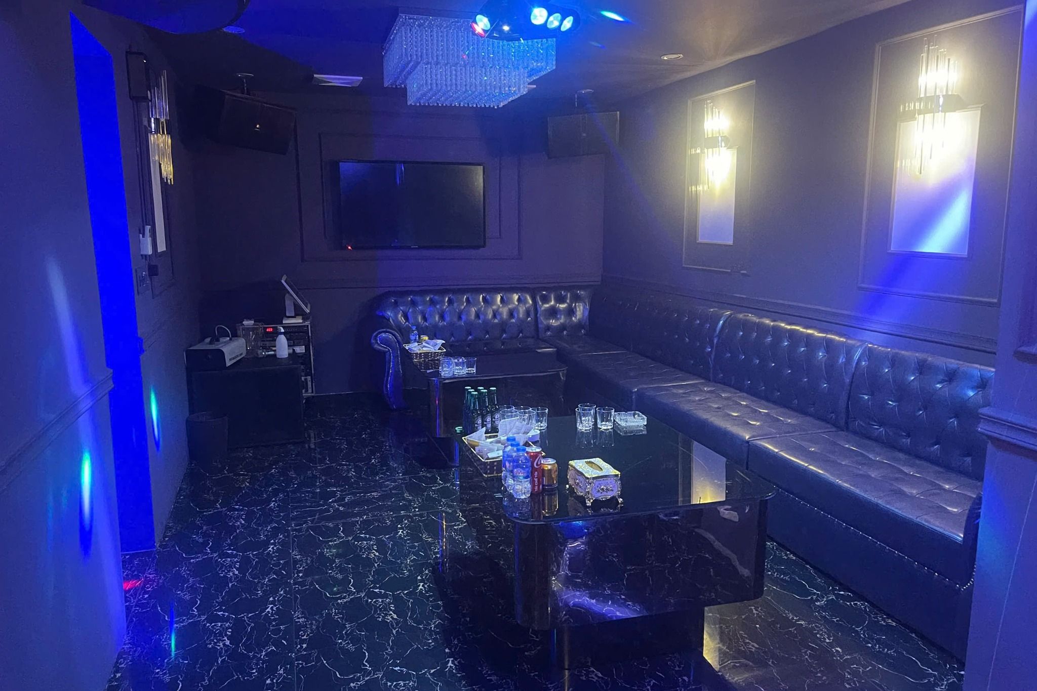 Karaoke Hoa Sang - BT25 Ngõ 60 Nguyễn Thị Định