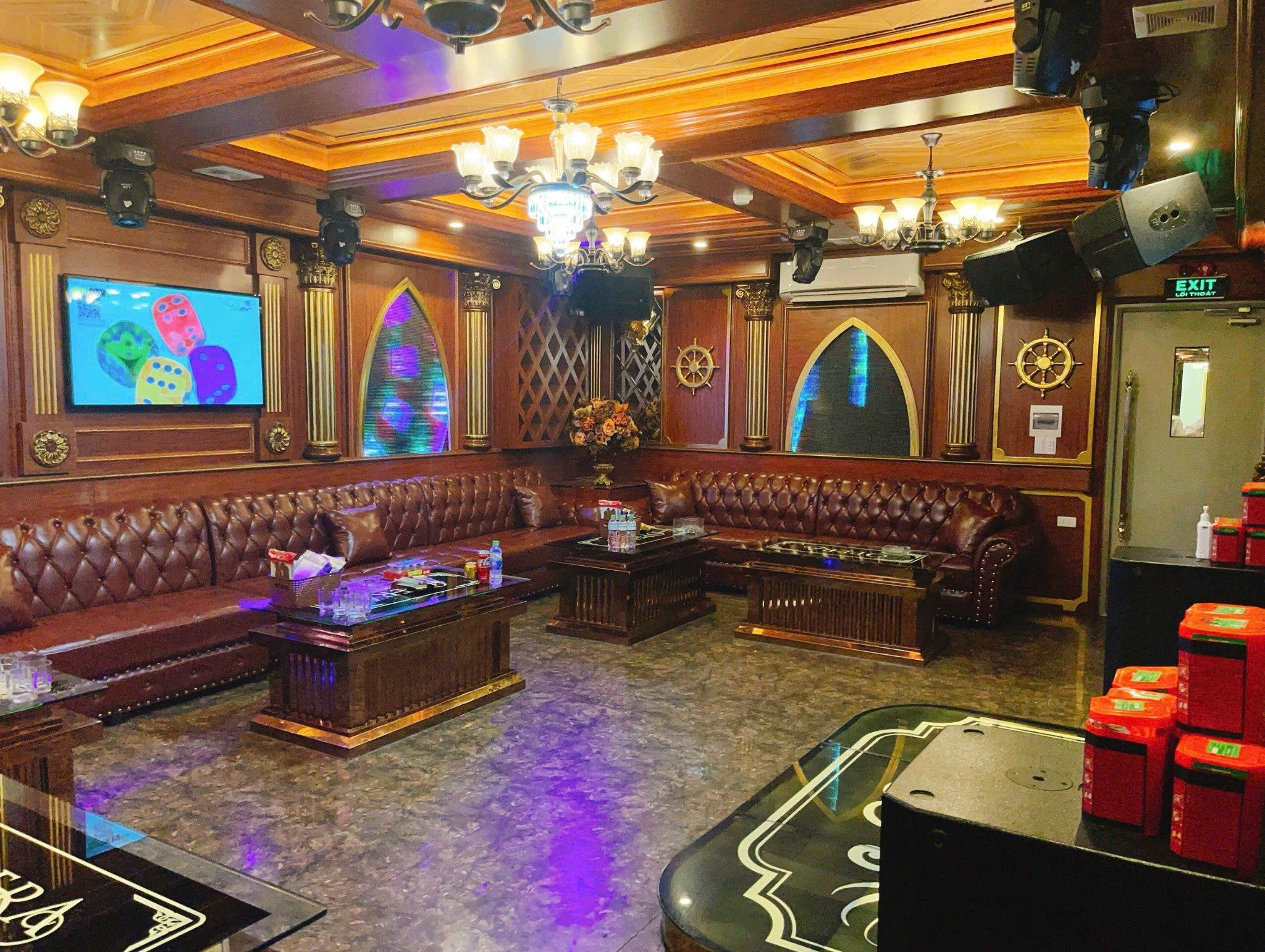 Karaoke Opera - 19 Hào Nam