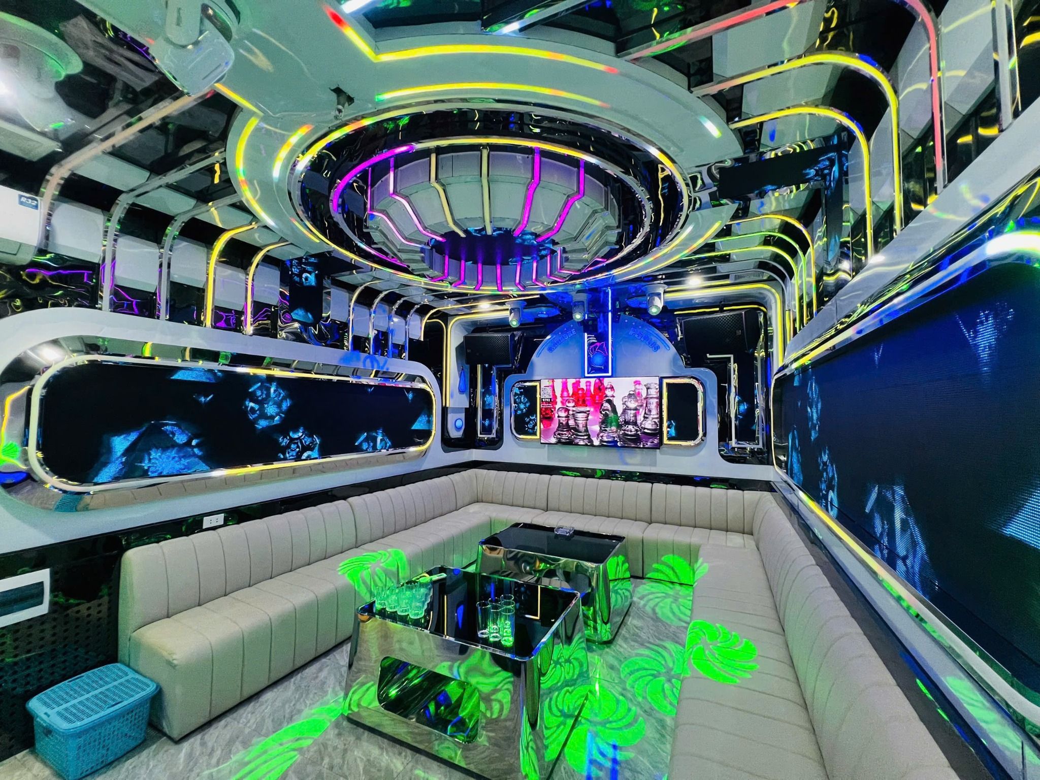 Karaoke F5 Plus - 5 Trần Duy Hưng