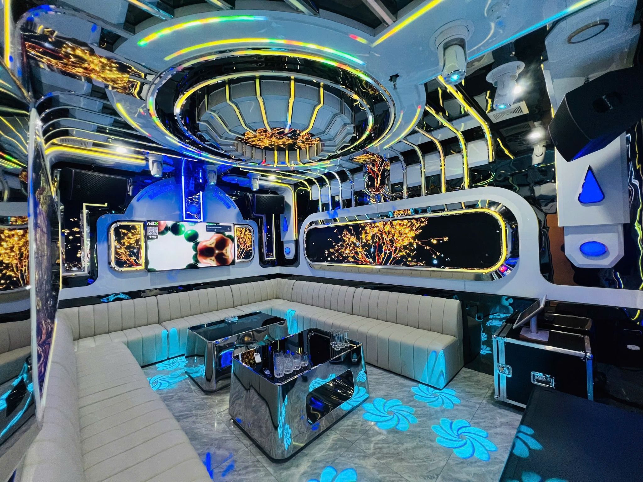 Karaoke F5 Plus - 5 Trần Duy Hưng