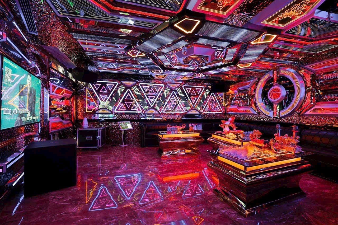 Karaoke Idol - 16 Nguyễn Khang