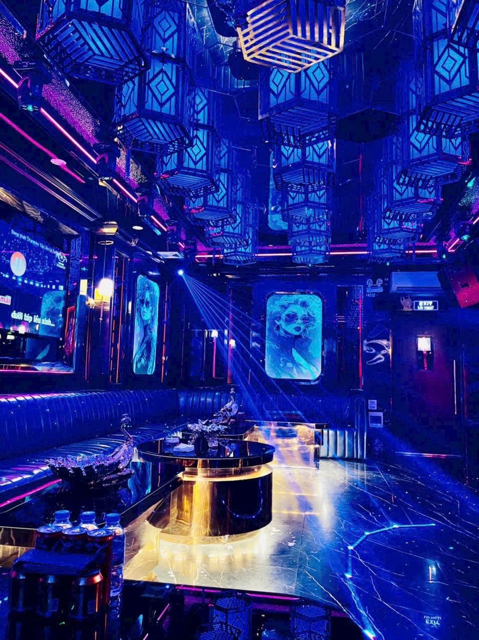 Karaoke Idol - 16 Nguyễn Khang