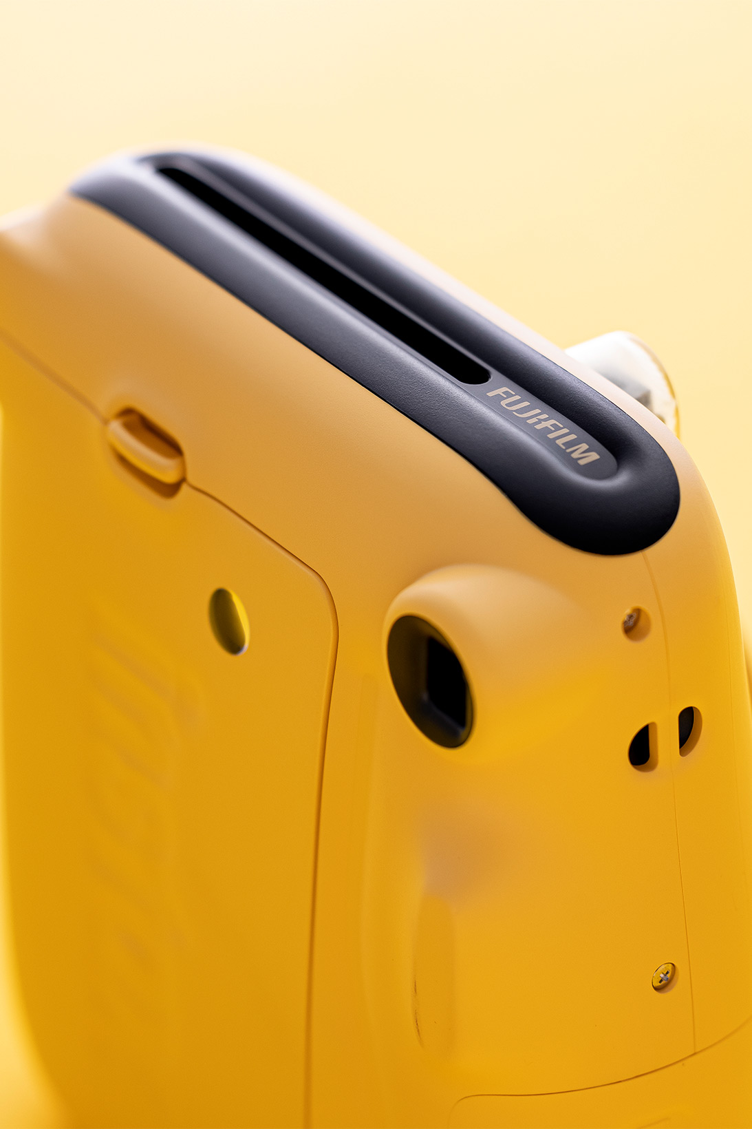 BTS「Butter」”チェキ”「instax mini 11」(本体)（BTS Butter