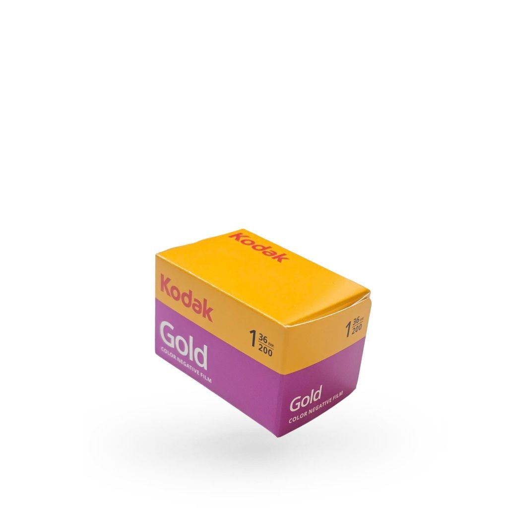 Film cuộn 35mm Kodak GOLD 200 36 exp