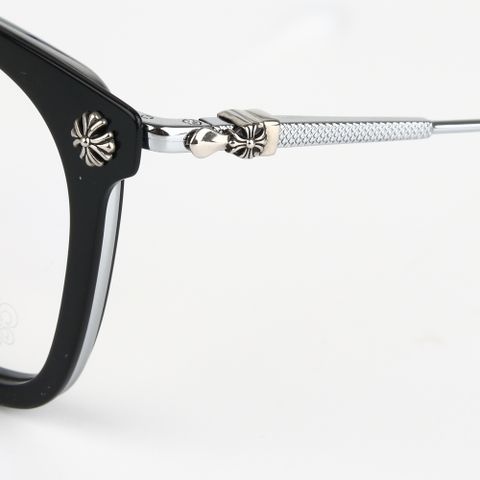  Gọng Kính Titanium Chrome Hearts Gizznme 
