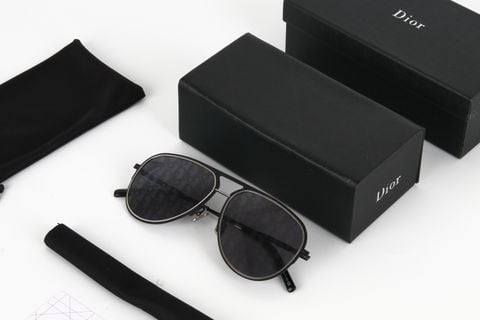  Kính mát Cao Cấp CR.D Essential A2U 