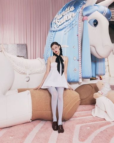  Kính Gentle Monster Jennie Barrette Bản 1:1 