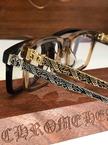  Gọng Kính Titanium Chrome Hearts CH8291 