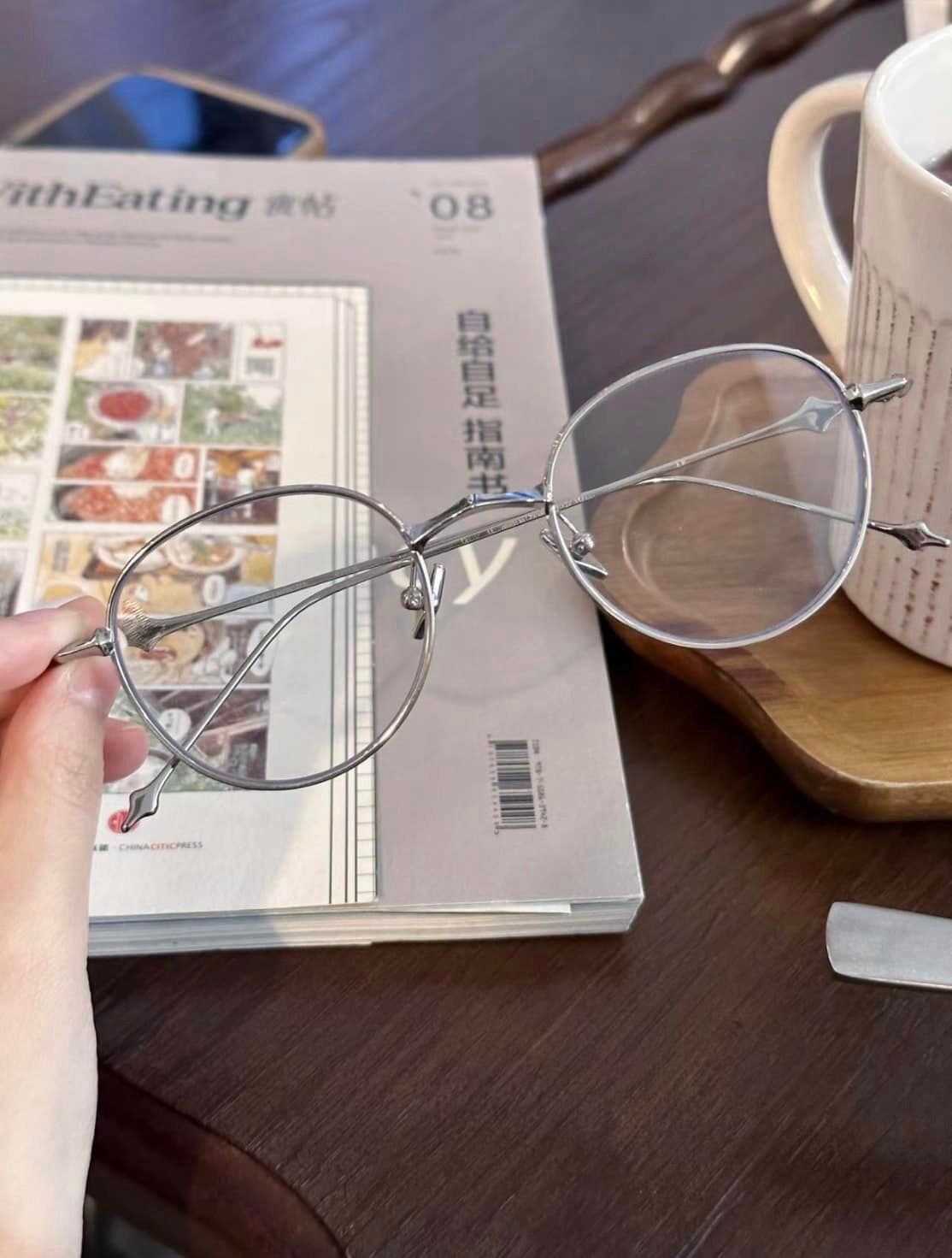  Gọng Kính Tròn TItanium Gentle Monster Ep 