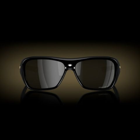  Kính Mát Oakley Chaminade 