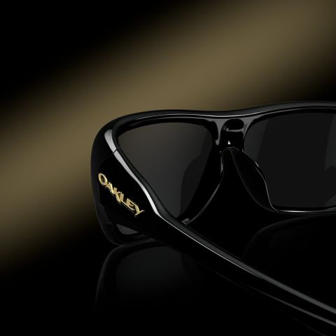  Kính Mát Oakley Chaminade 