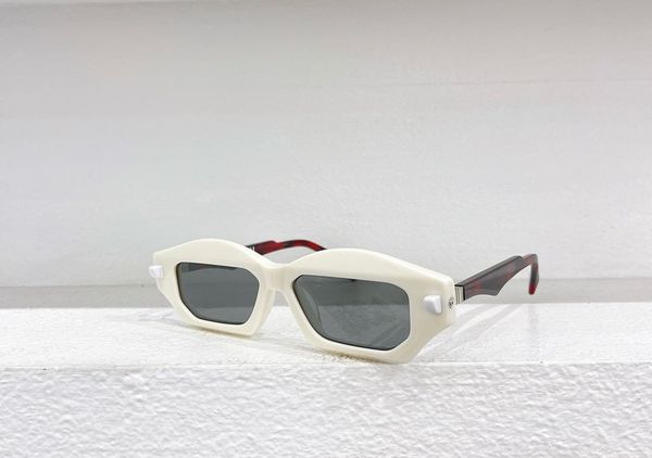  Kính Mắt Kuboraum Q6 