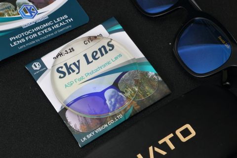  Tròng Kính Đổi Màu Khói Chống Ánh Sáng Xanh LK SKY ASP UV400 FAST PHOTOCHROMIC SHMC 