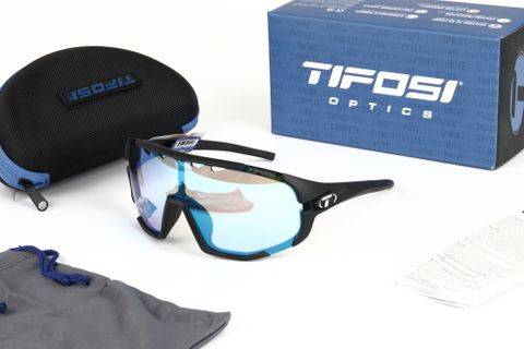  Kính Mát Thể Thao Đổi Màu Tifosi Sledge – Tròng Clarion Blue Fototec Chính Hãng 