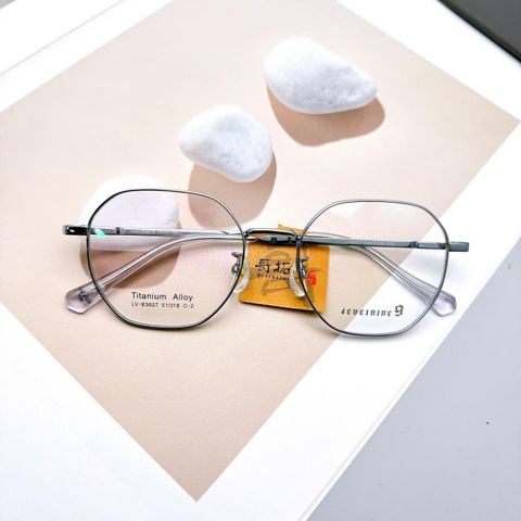  Gọng Kính Tròn Titanium Alloy LV-83607 