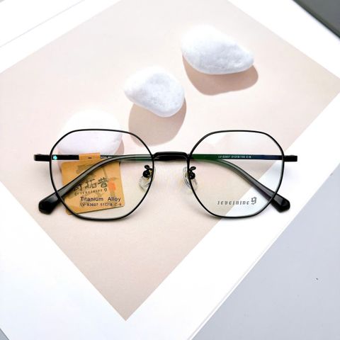  Gọng Kính Tròn Titanium Alloy LV-83607 