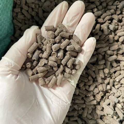 Phân hữu cơ viên nở - Phân gà Nhật Bản AKI SFARM – Giàu hữu cơ, sạch, ít mùi, tăng sức đề kháng cây