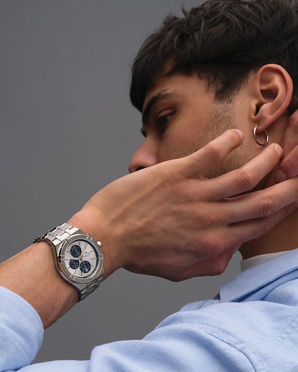 Đồng hồ Maurice Lacroix AI1118-SS002-230-1