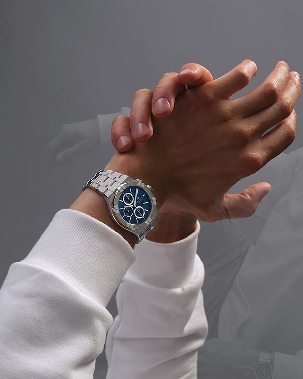 Đồng hồ Maurice Lacroix AI1118-SS002-430-1