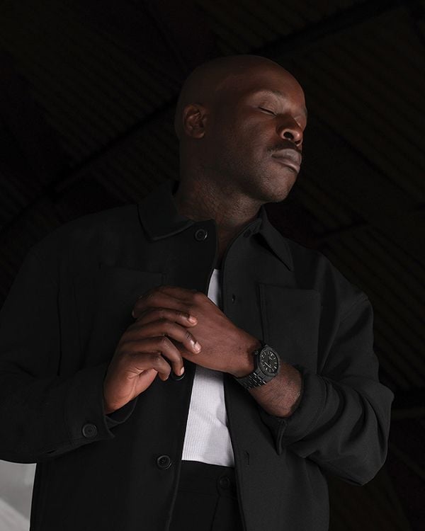 Đồng hồ Maurice Lacroix AI6008-CRM22-330-2