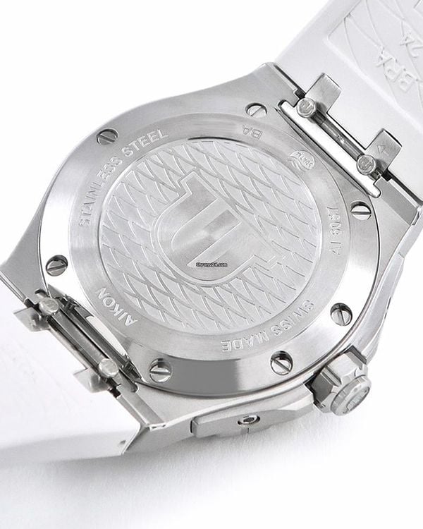 Đồng hồ Maurice Lacroix AI6057-SSL70-150-7