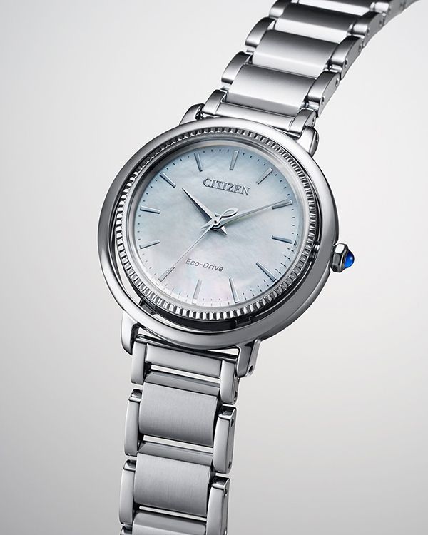 Đồng hồ Citizen EM1100-84D