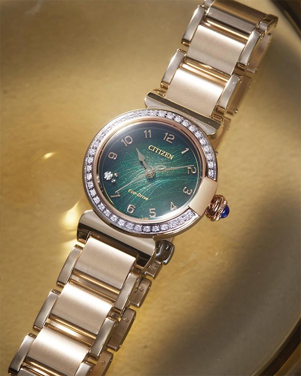 Đồng hồ Citizen EM1123-62X