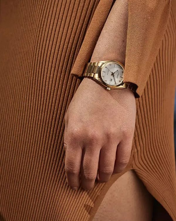 Đồng hồ Citizen EW2702-59D