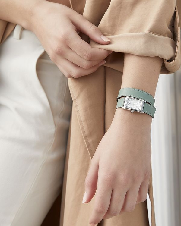 Đồng hồ Hamilton H11221852