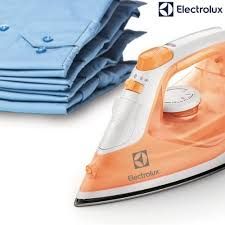  Bàn ủi hơi nước Electrolux ESI4007 