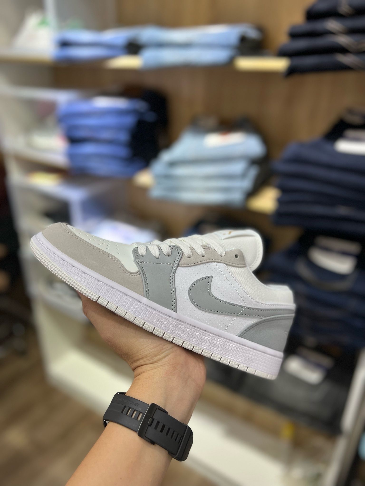  Giày jordan low 