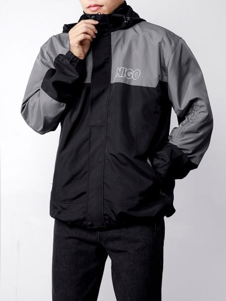  Áo khoác dù có mũ đen-xám Nigo 