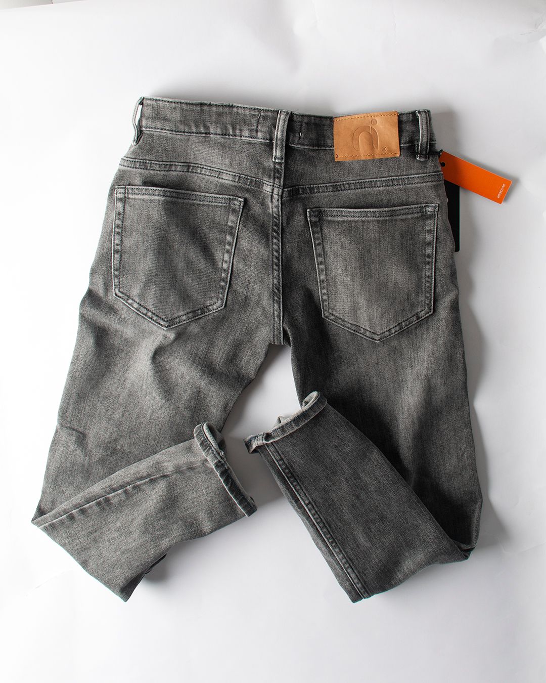  Quần jean regular fit xám nhạt 78 