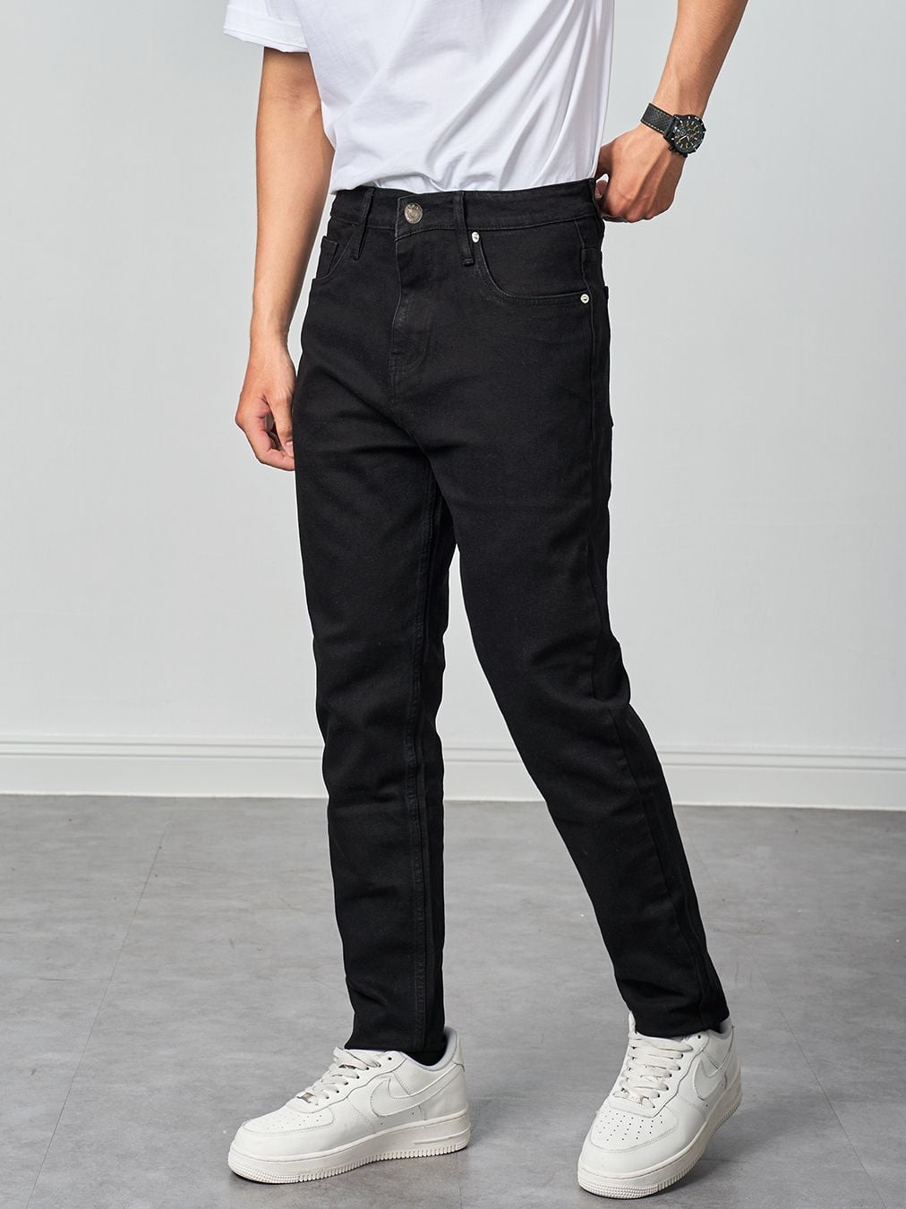  Quần jean đen trơn 