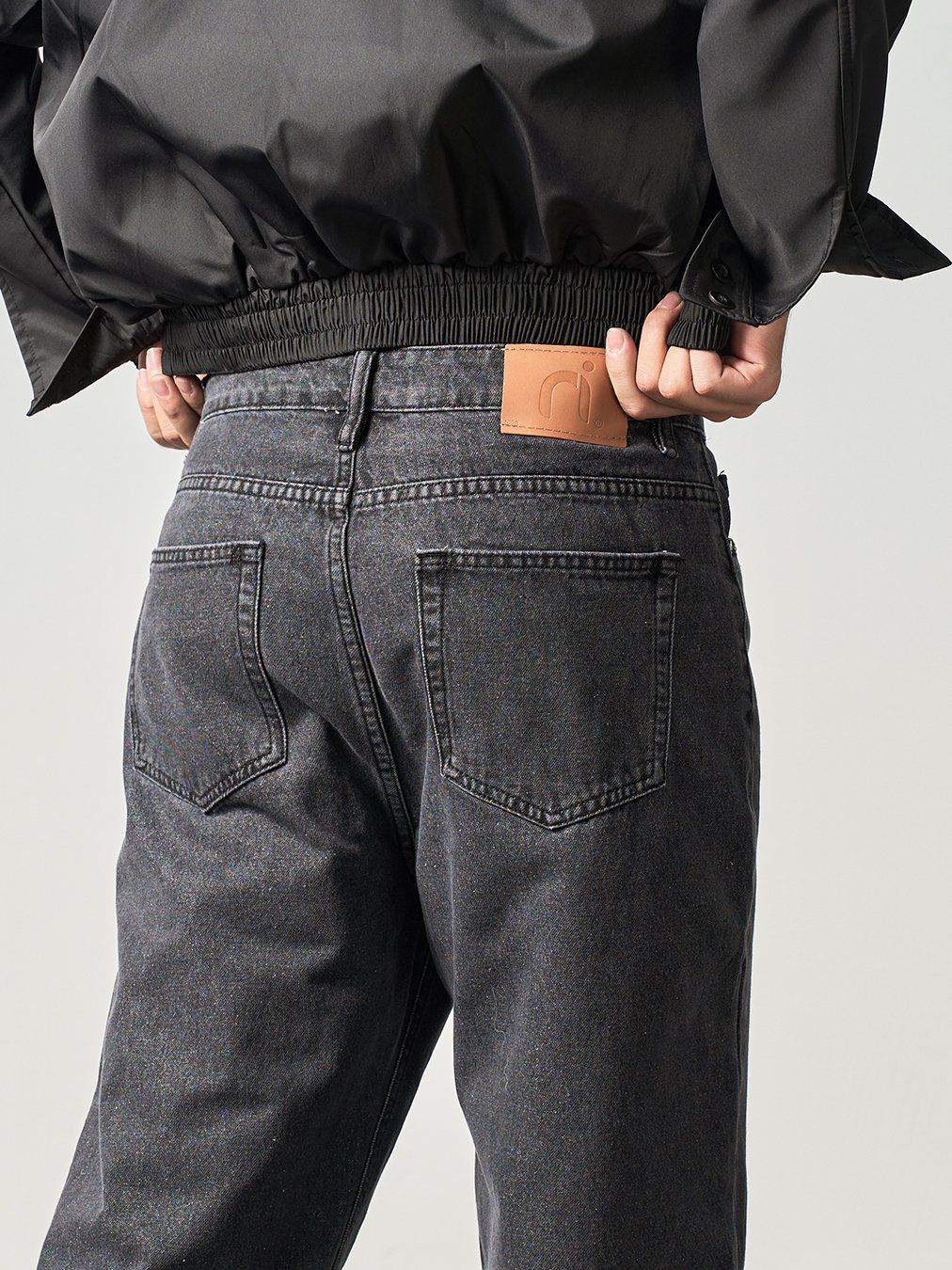  Jean Straight Grey 33 