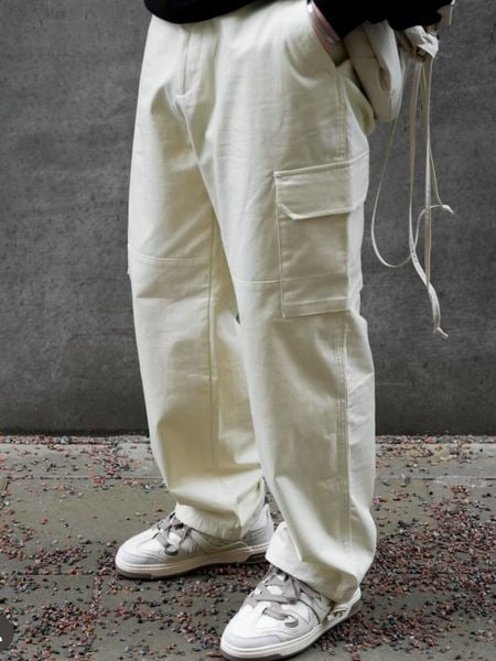  Quần kaki cargo straight kem 