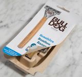  Hộp dao cạo râu 5 lưỡi cho da nhạy cảm Bulldog Skincare Sensitive Bamboo Razor tay cầm được làm bằng tre tư nhiên 