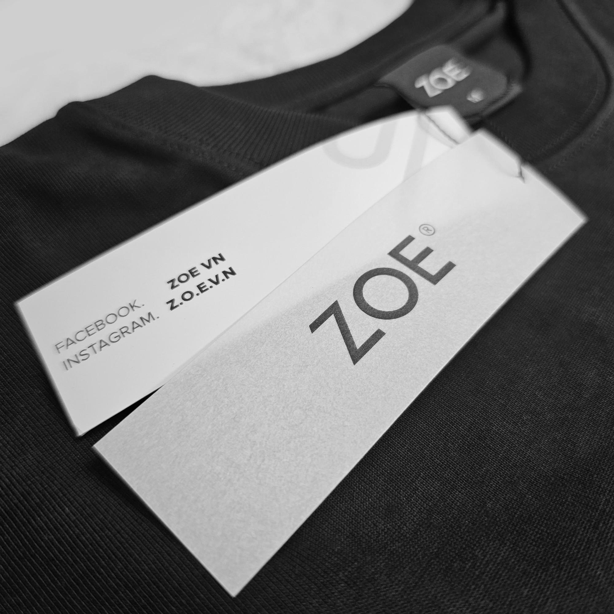 Áo T-Shirts ZOE Authentic Màu Đen – ZOE®