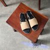 Sandal 2p gót vân gỗ mũi tròn quai ngang vải phối viền - MS: S2-01003