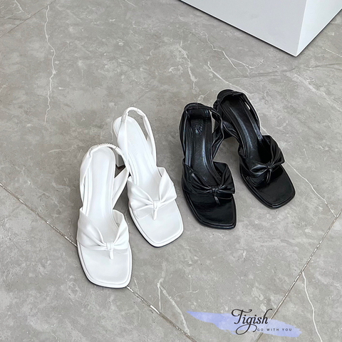  Sandal 9p gót trụ mũi vuông quai kẹp ngón hậu thun - MS: S9-06003 