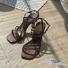 Sandal 7p gót tròn nhỏ mũi vuông 3 quai ngang chéo -  MS: S7-75002
