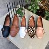 Mọi si moccassin phối khóa