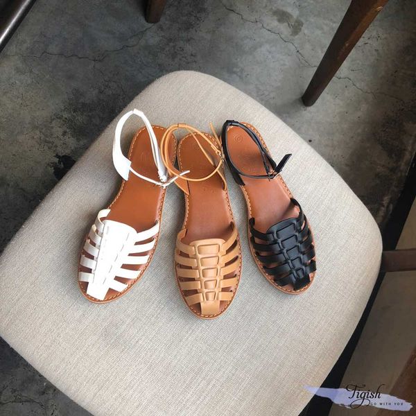 Giày sandal rọ xinh xắn 