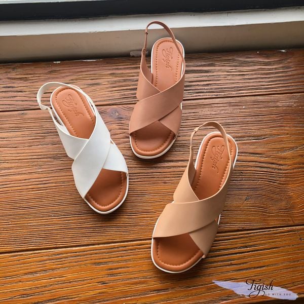 giày sandal đế bánh mì thời trang tigish